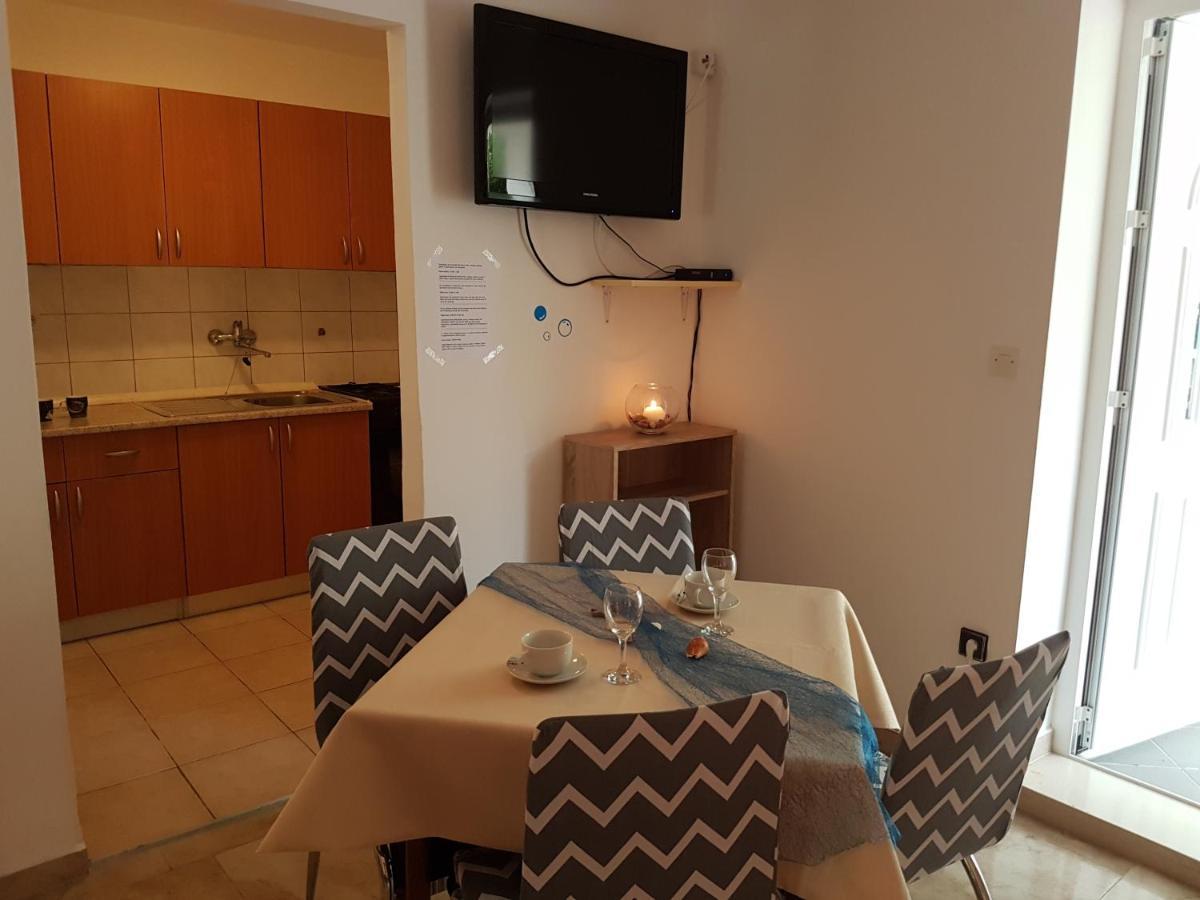 Apartments With A Parking Space Novalja, Pag - 6504 Ngoại thất bức ảnh